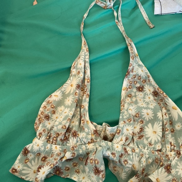 Floral top - Picture 2 of 4